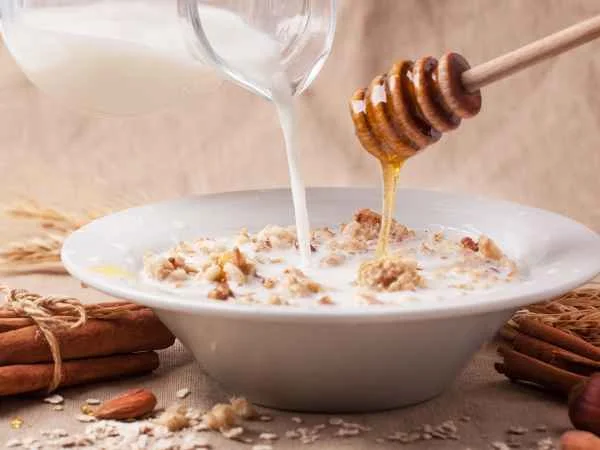 Exfoliate_ Oatmeal and Honey