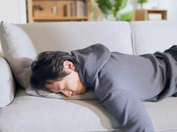 How Lifestyle Choices Contribute to Fatigue