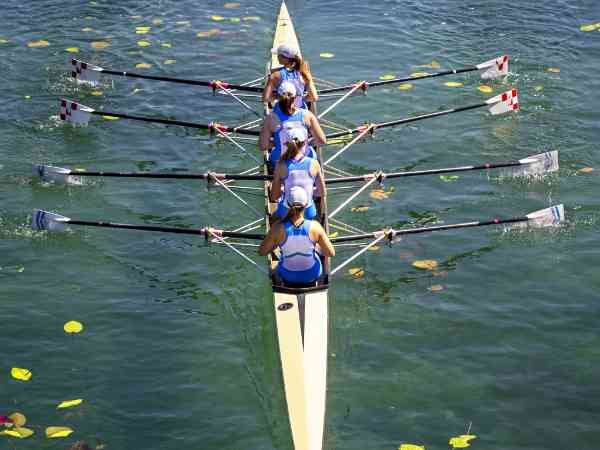 Rowing – Full-Body Cardio & Strength