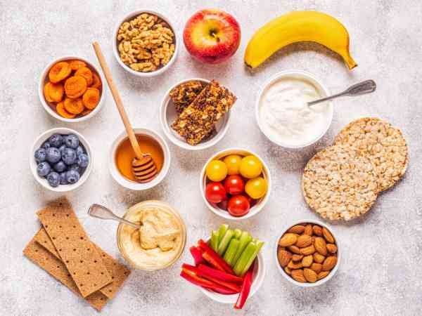 Snacks to be Eaten with Bananas for Better Sleep