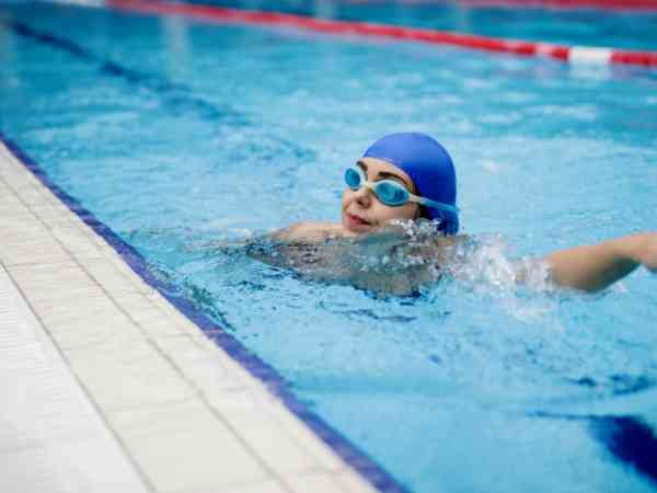 Swimming – Holistic Body Exercise with no stress to the Joints
