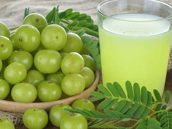 Amla Juice Benefits_ Health, Hair, Skin, and Weight Loss Elizir by Nature